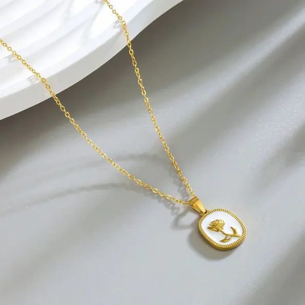 Rose white drip necklace 54