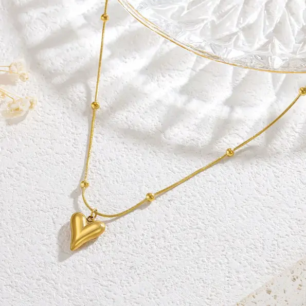 Heart shaped beaded chain necklace 110