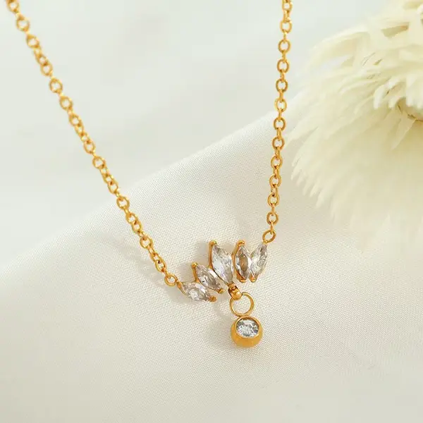 Single diamond drop gold color guaranteed necklace 224