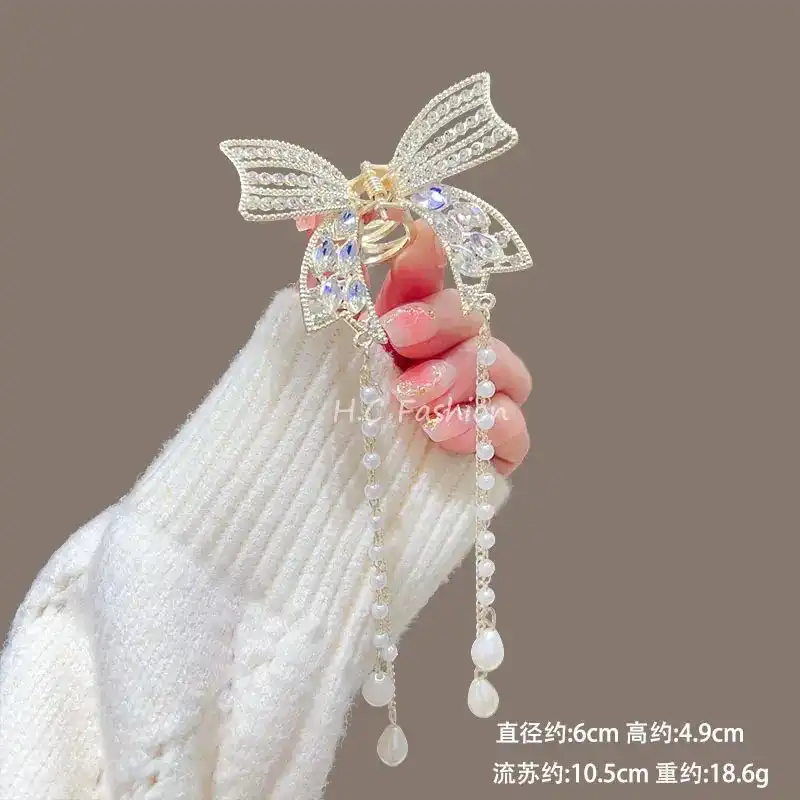 Premium stylish hair clips 152