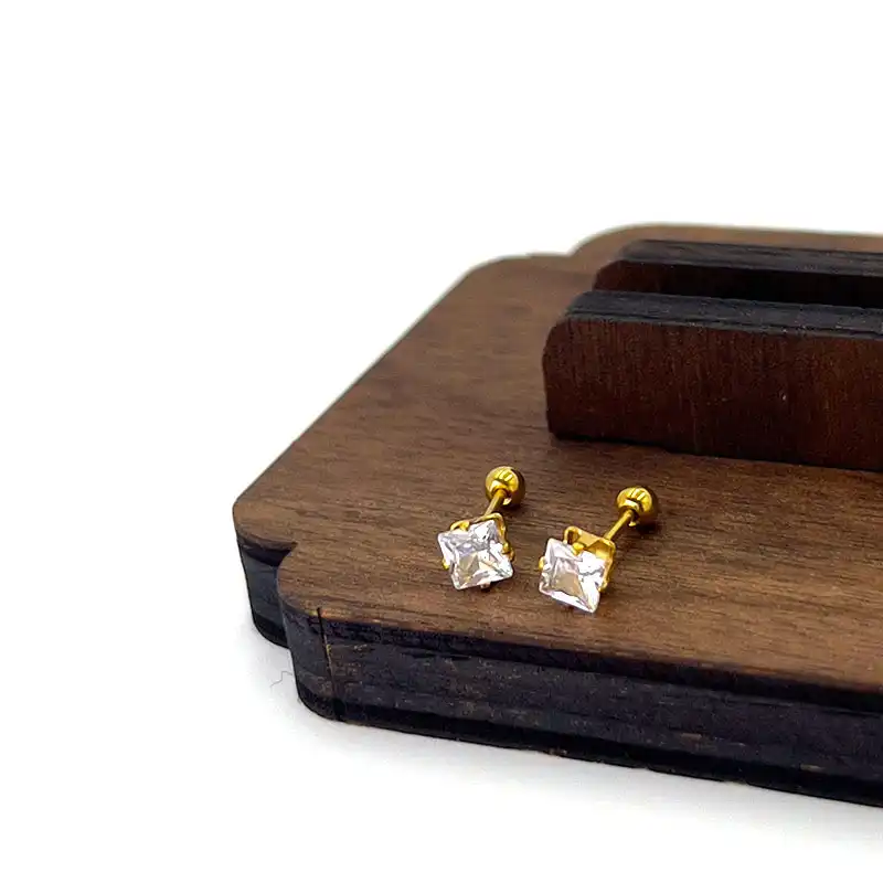 Earring color guaranteed  2 year titanium steel🎀✨