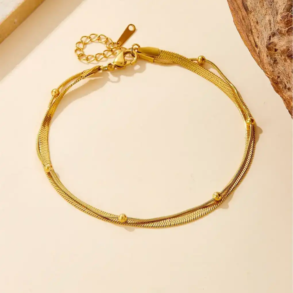 stainless steel anklet one year colour guaranteed.✨ 201