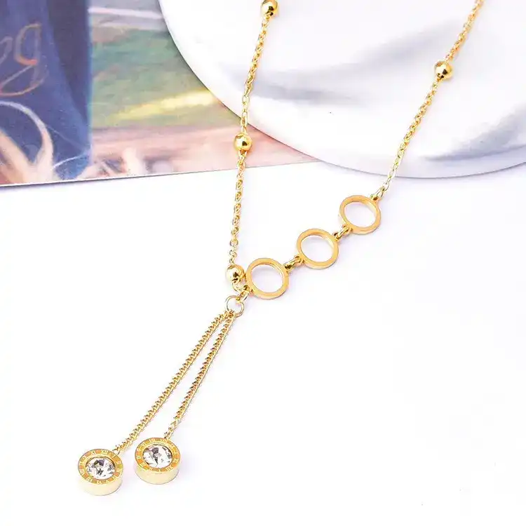 Necklace 18k gold plated colour  💫 Best quality and one year colour guarantee