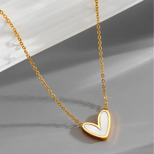 White Shell Heart Necklace 4