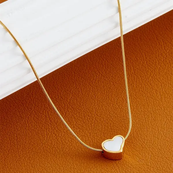 Heart-shaped Necklace 5