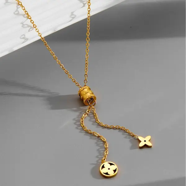 Four leaf clover necklace 14