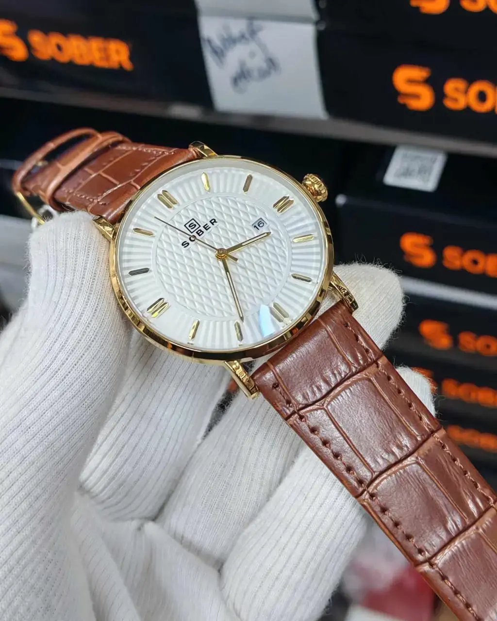 White Dialand red Starp Premium SOBER Classic Watch 138