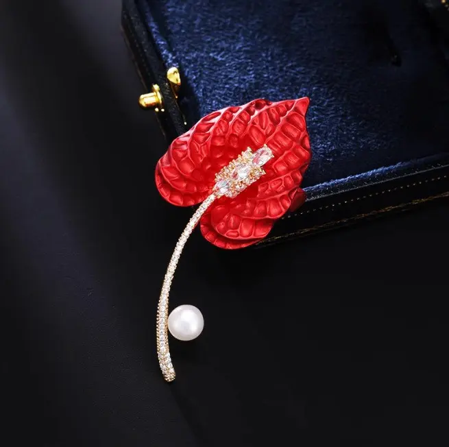 Brooch 8 151