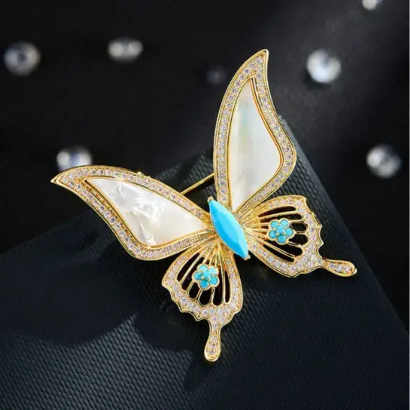 Brooch 4 146