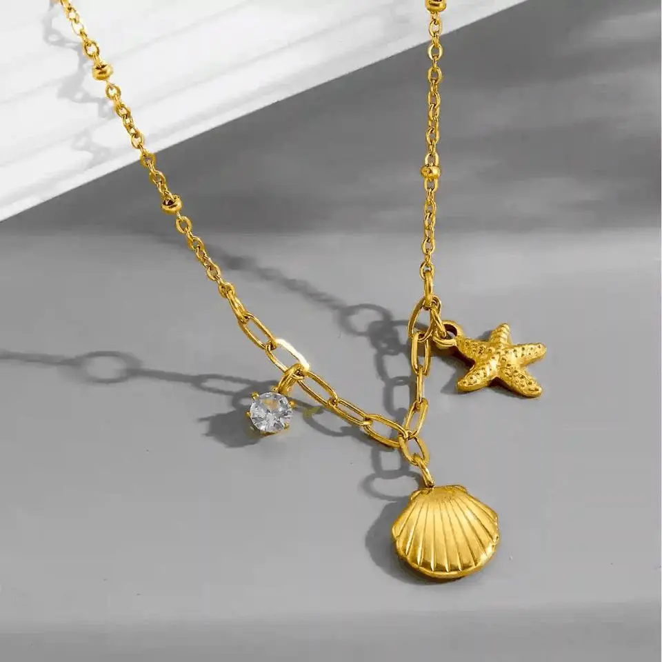 Necklace 18k gold plated color guaranteed 6 month stainless steel 97