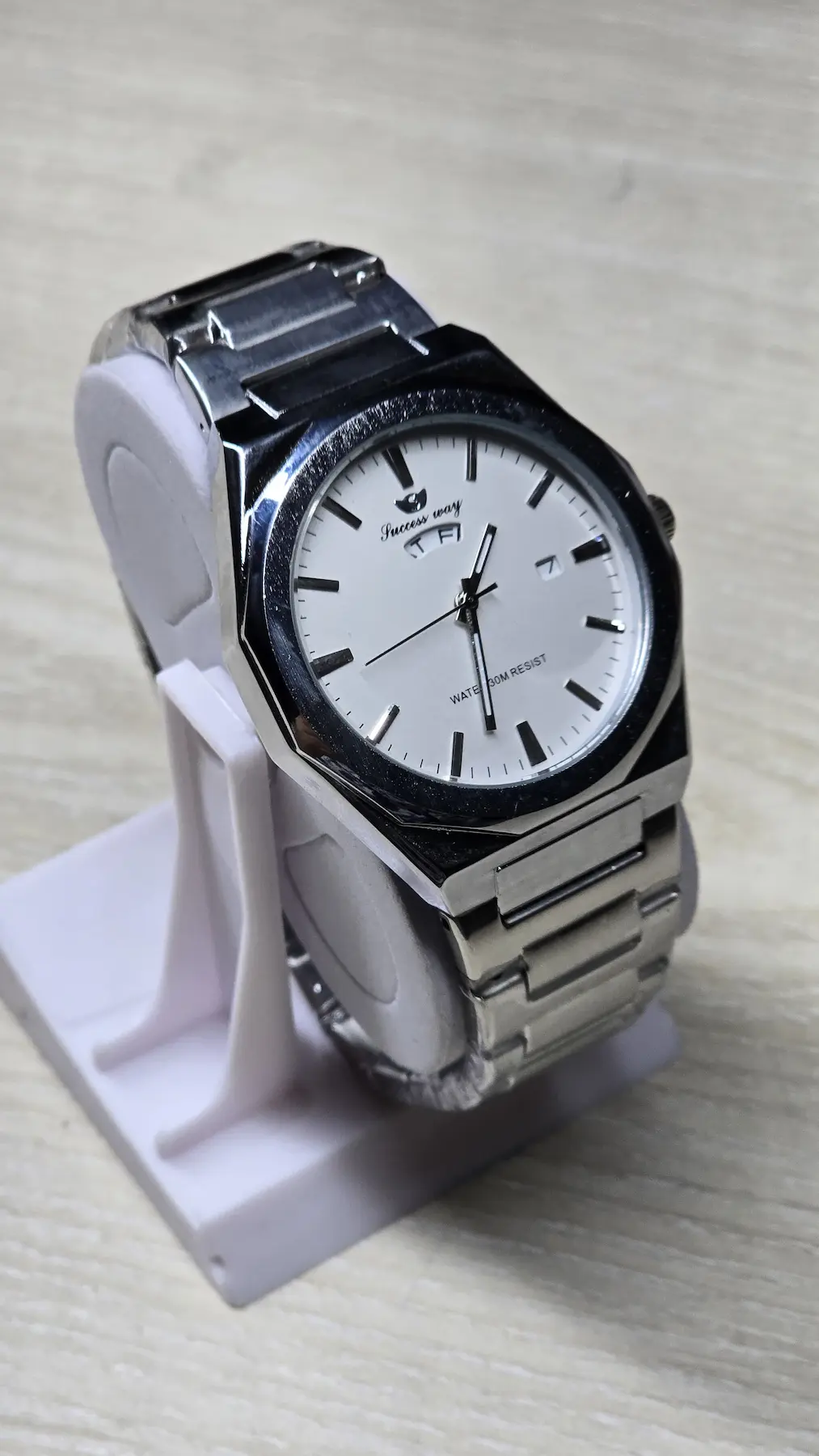 Success Way Classic Analog Watch – Silver (Water Resistant) 119