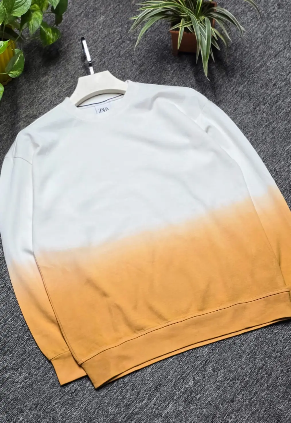 ZARA Men’s Premium Gradient Sweatshirt – White & Mustard 167