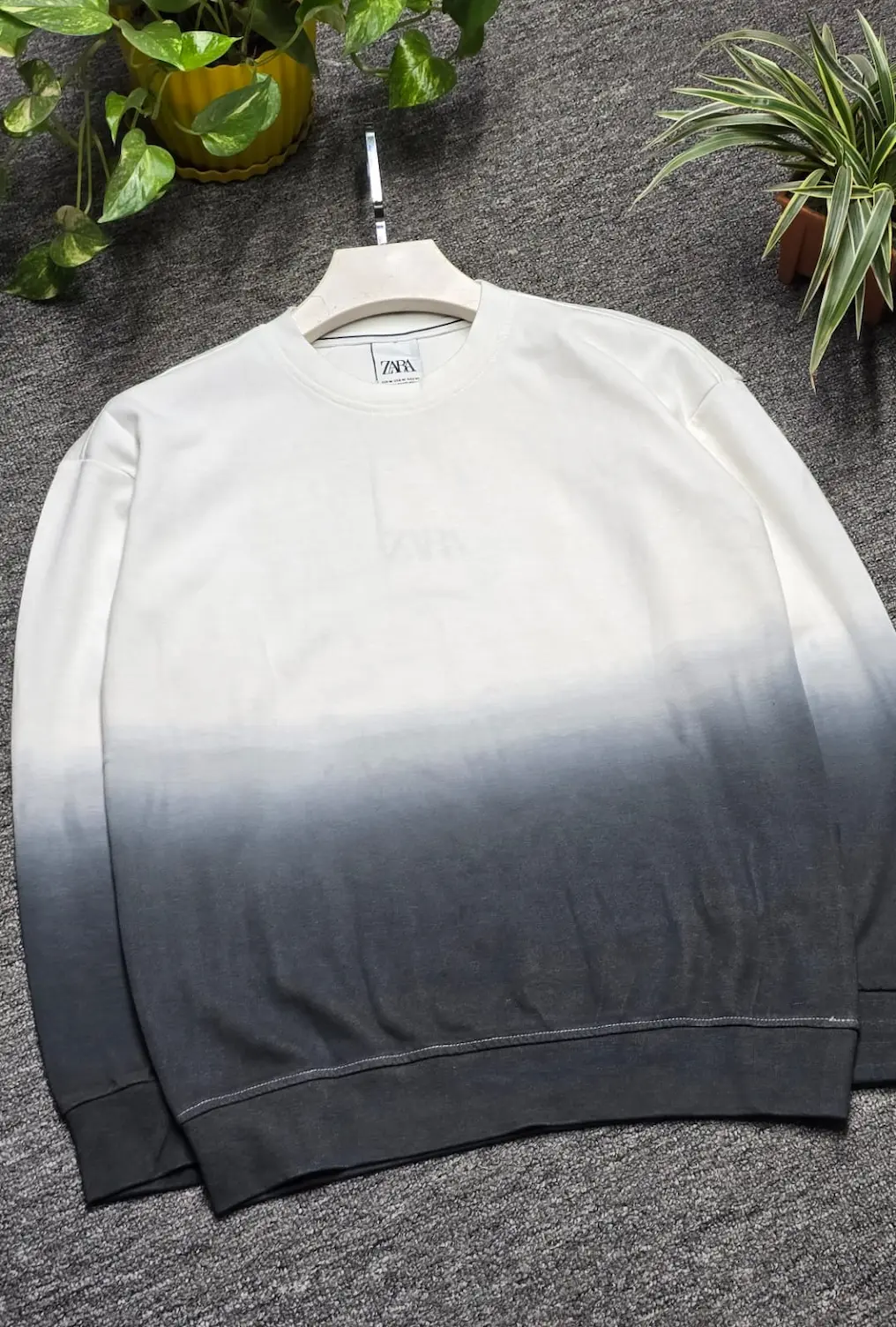 ZARA Men’s Premium Gradient Sweatshirt – White & Charcoal Grey 168