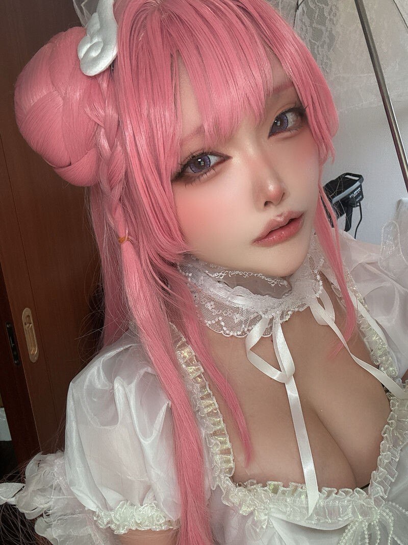 水羽えと portrait photo