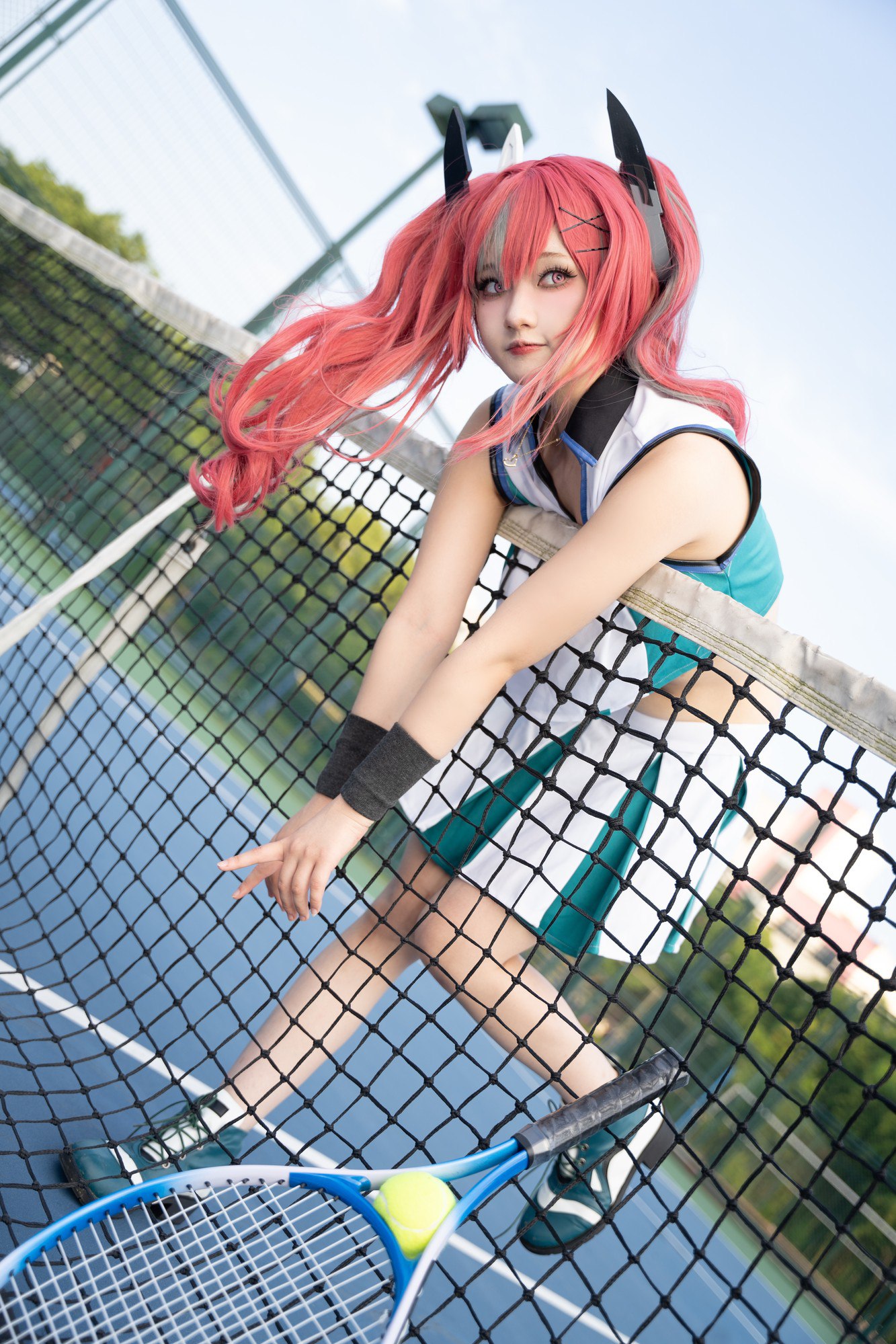 露Mercurius-i - 碧蓝航线 布莱默顿 炙热的网球练习 character image