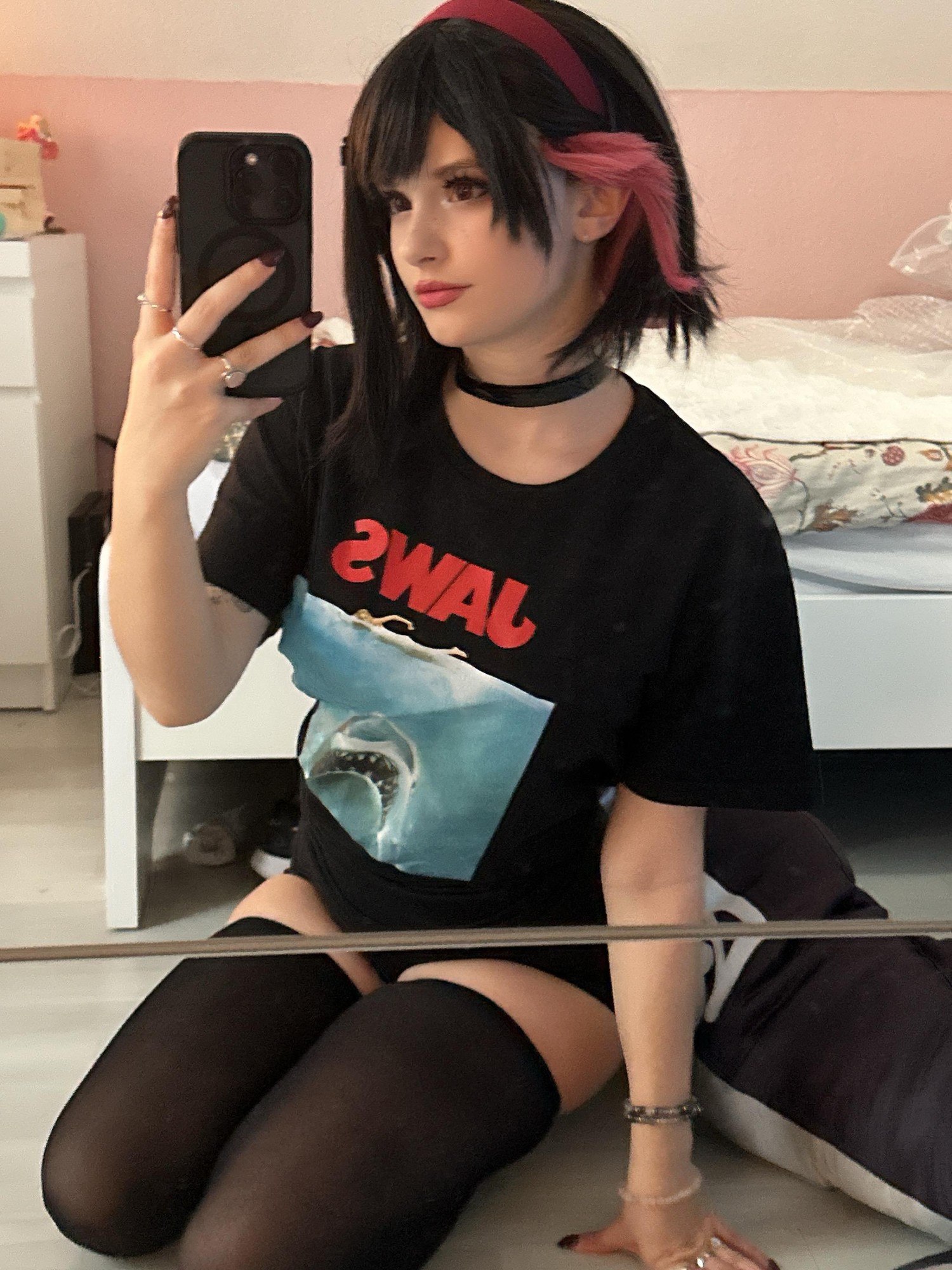 Avy Genki - Ellen Joe casual image