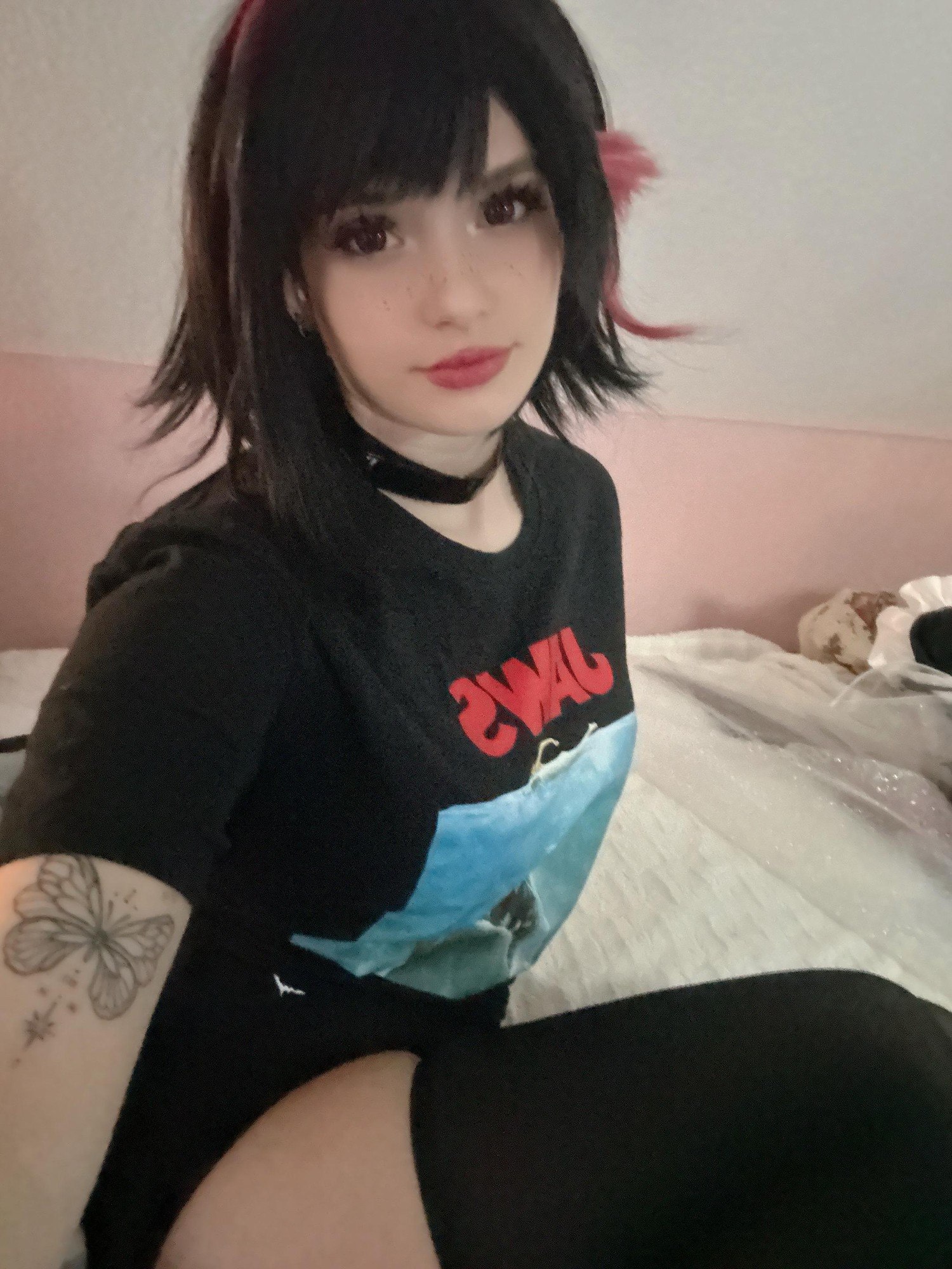 Avy Genki - Ellen Joe casual portrait photo