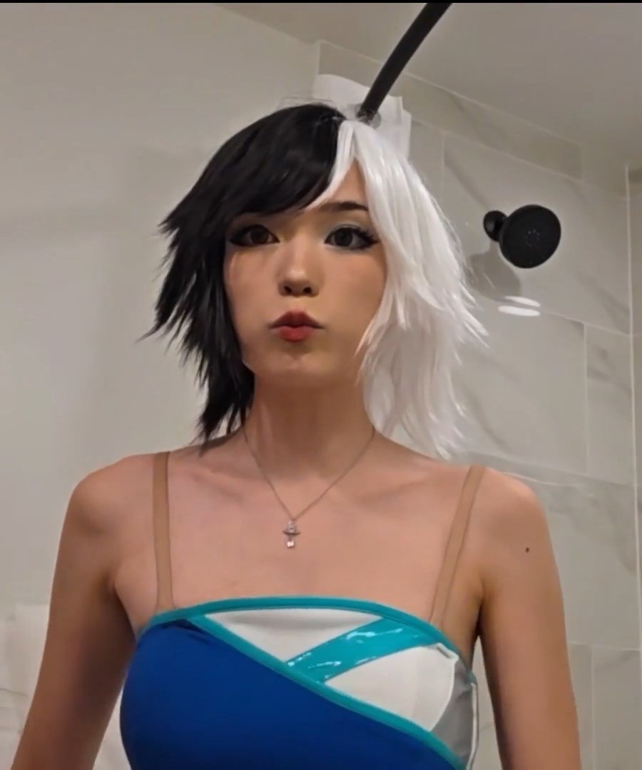 Emiru - Luna Snow character image