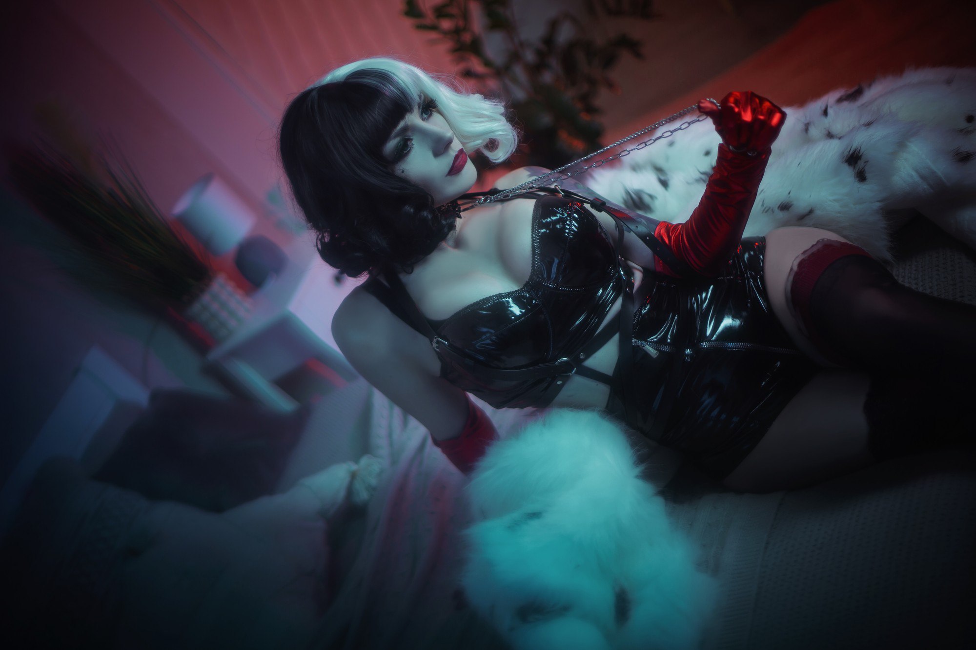 Lil G - Cruella Latex Lingerie leaded