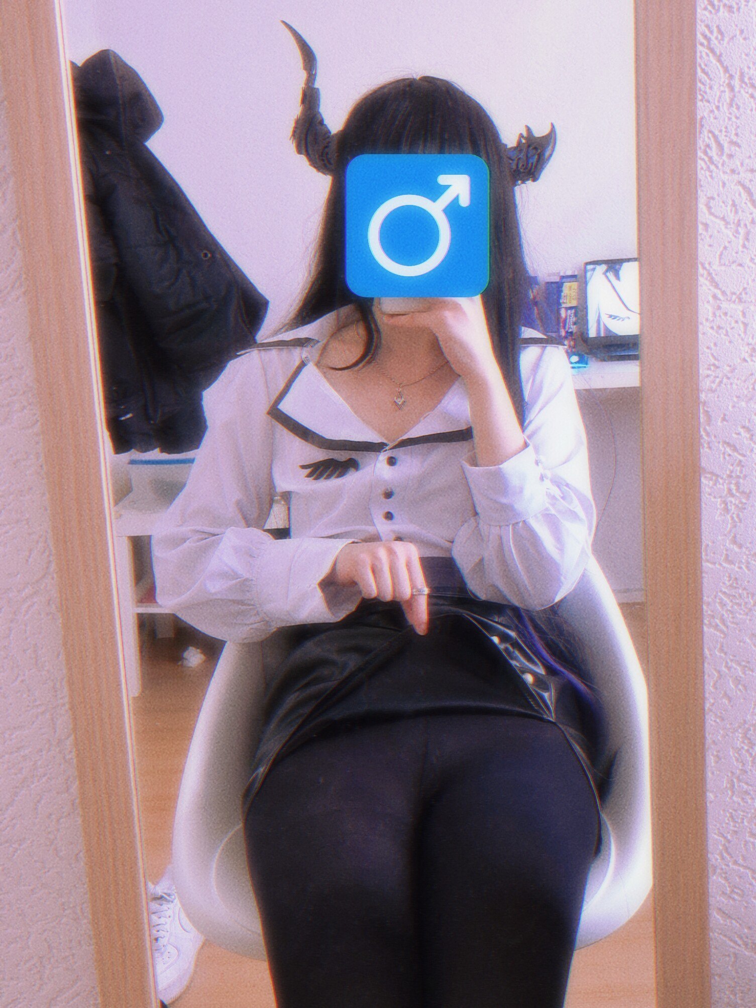 Yclawz - Nerissa portrait photo