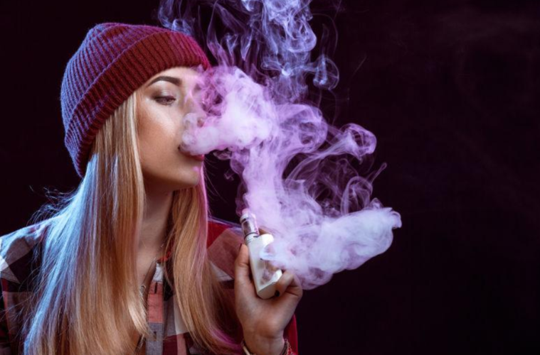 Jak Wybrać Idealny E-papieros Jednorazowy? Przewodnik dla Każdego