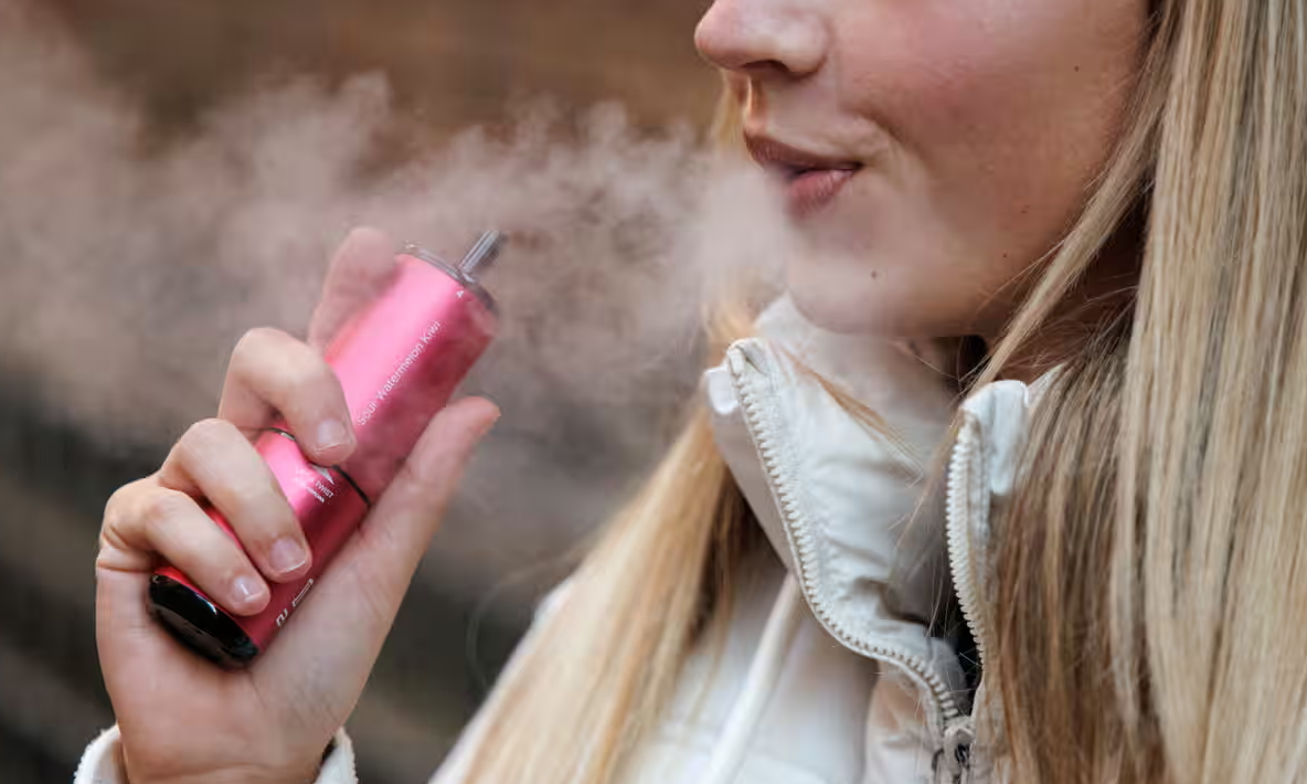 E-papierosy: Dlaczego Przeciekają i Jak Wybrać Idealny Model?