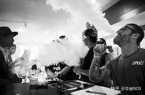 E-papierosy: Jaki wybrać i jak używać, by wapować świadomie?