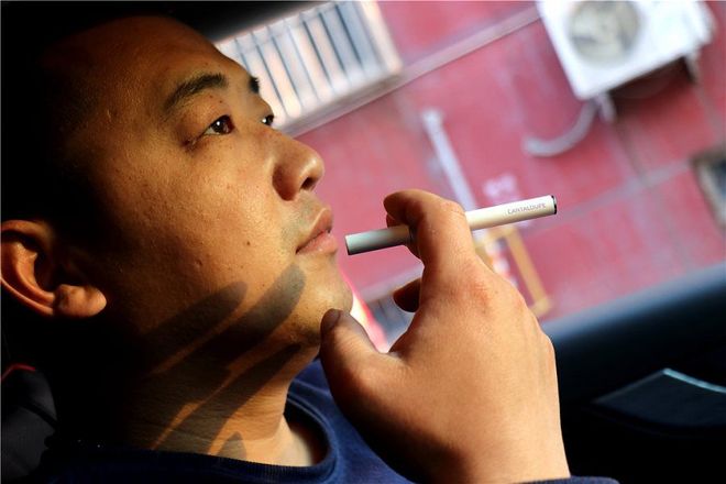 Jak wybrać e-papierosa: Mod box, nikotyna 18mg czy 0mg – co musisz wiedzieć?