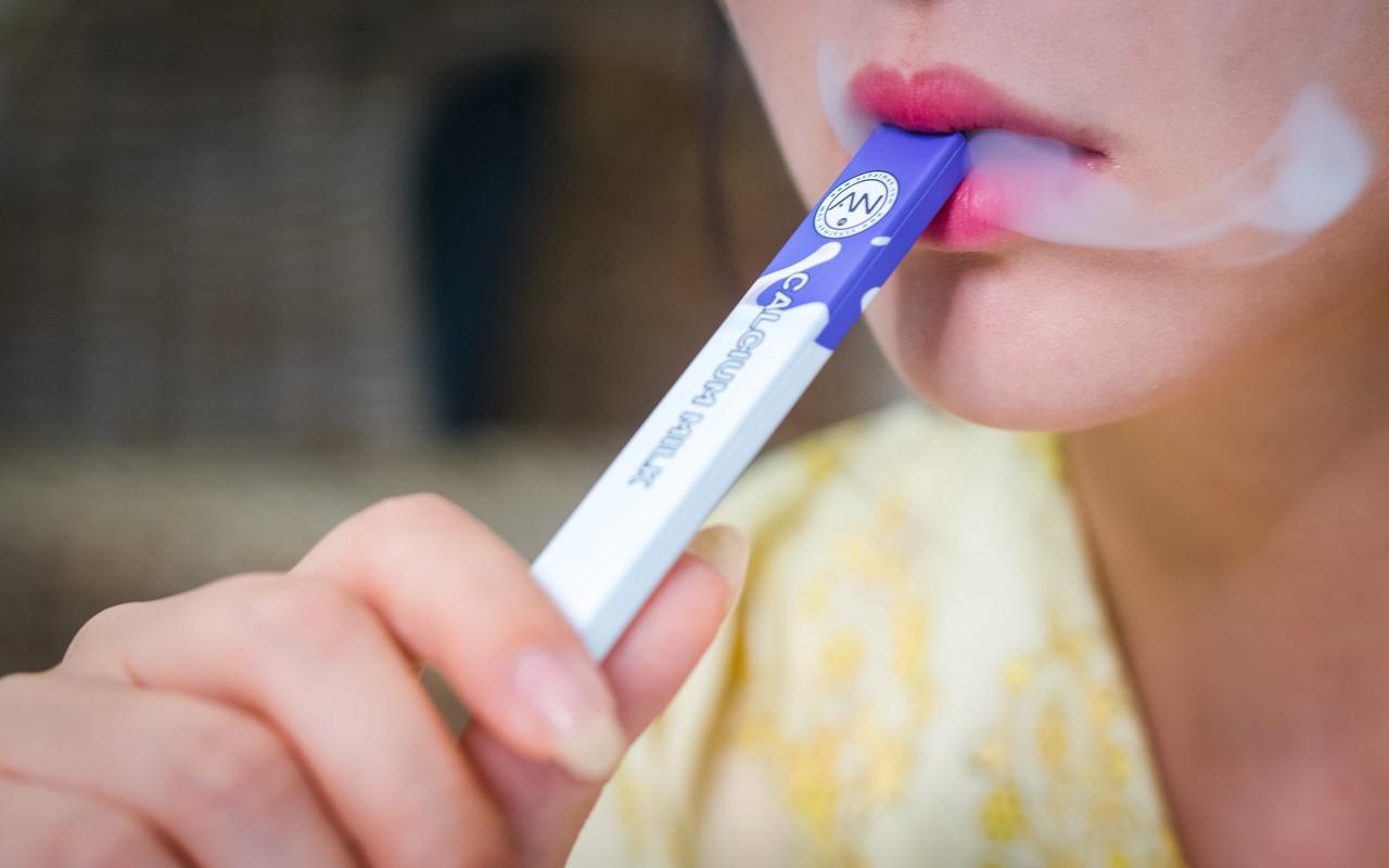 E-papierosy: Jak wybrać model, zmniejszyć nikotynę i poznać przepisy?