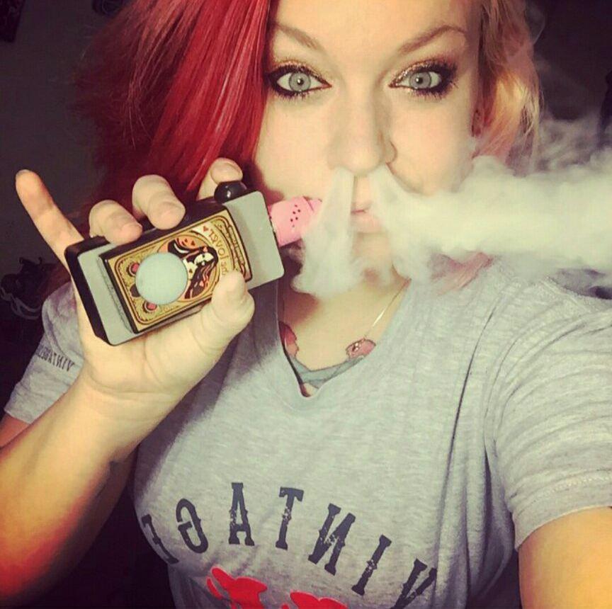 E-papierosy: Jak wybrać, dbać o grzałkę i zrozumieć poziom nikotyny?