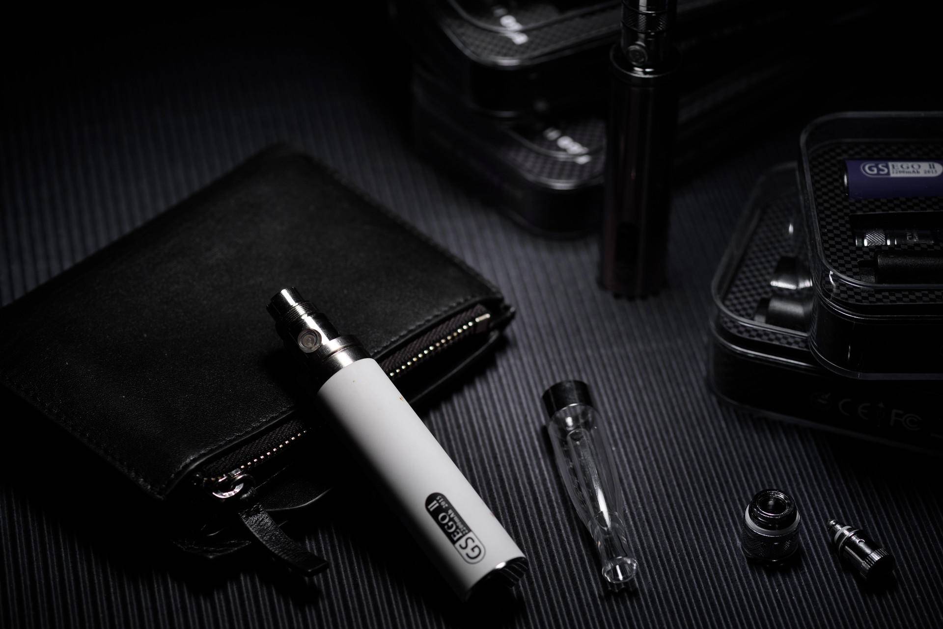 Jak wybrać e-papierosa: Przewodnik po smakach, modelach i przepisach