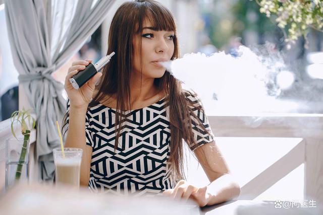 Jak wymienić grzałkę w e-papierosie Crystal Bling? Poradnik