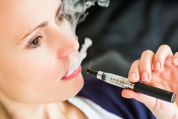 E-papieros 0 nikotyny: Czy jest bezpieczny i jak wybrać?