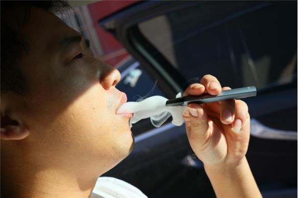 Jak wybrać e-papieros i dobrać moc liquidu do siebie?