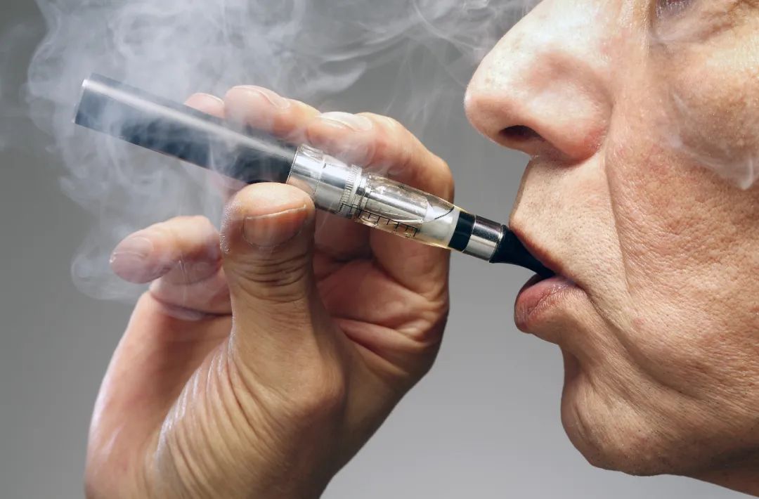 Jaki e-papieros 15000 Puffs do 300 zł?