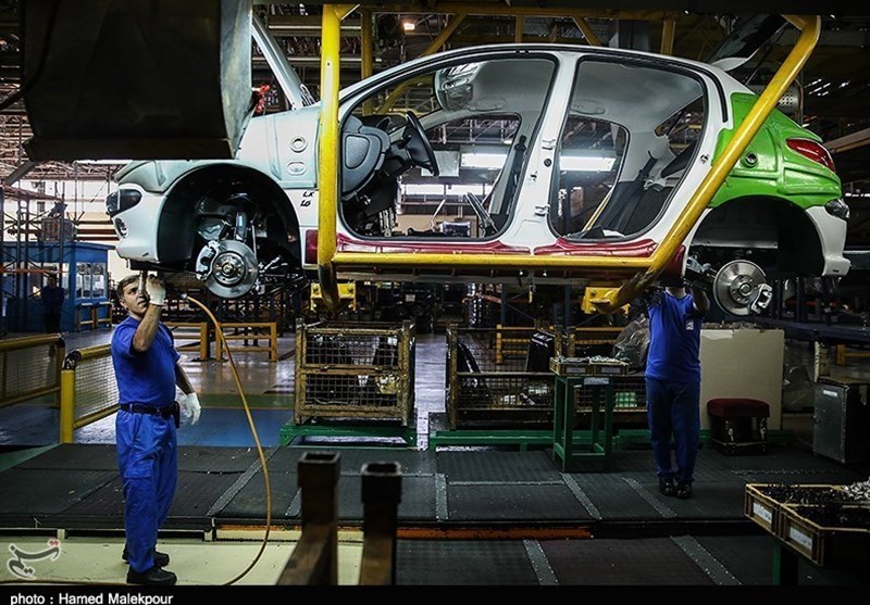 خلخالی:خودروسازی را نباید به یک قطعه ساز واگذار کرد خلخالی:خودروسازی را نباید به یک قطعه ساز واگذار کرد