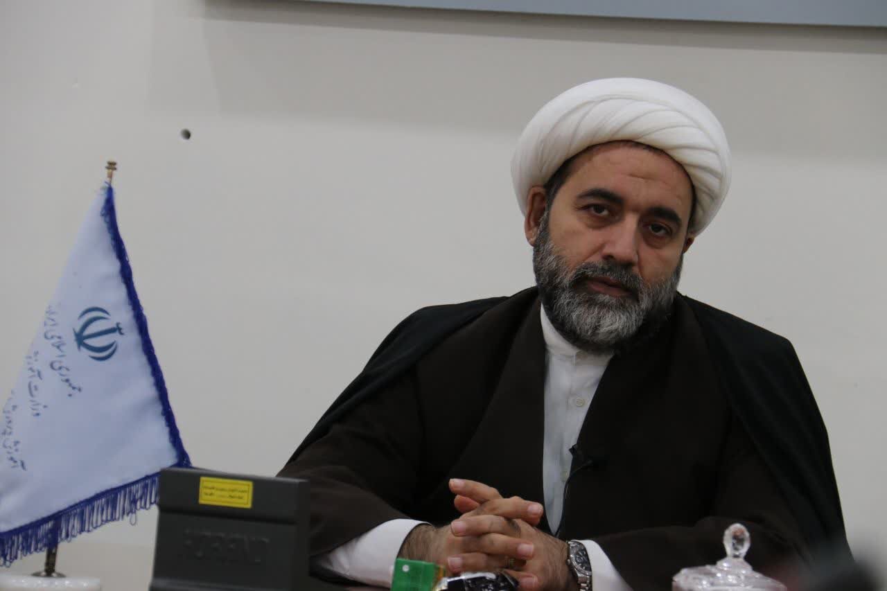 جشنواره شعر وحدت اثرگذاری بالایی در تبیین اهمیت وحدت در جامعه دارد