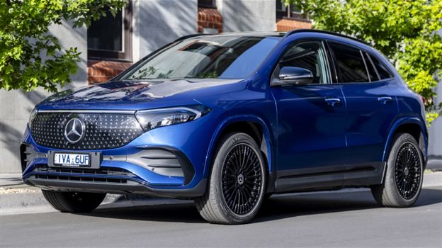 إطلاق إصدار Night Edition لسيارتي Mercedes-Benz EQA وEQB