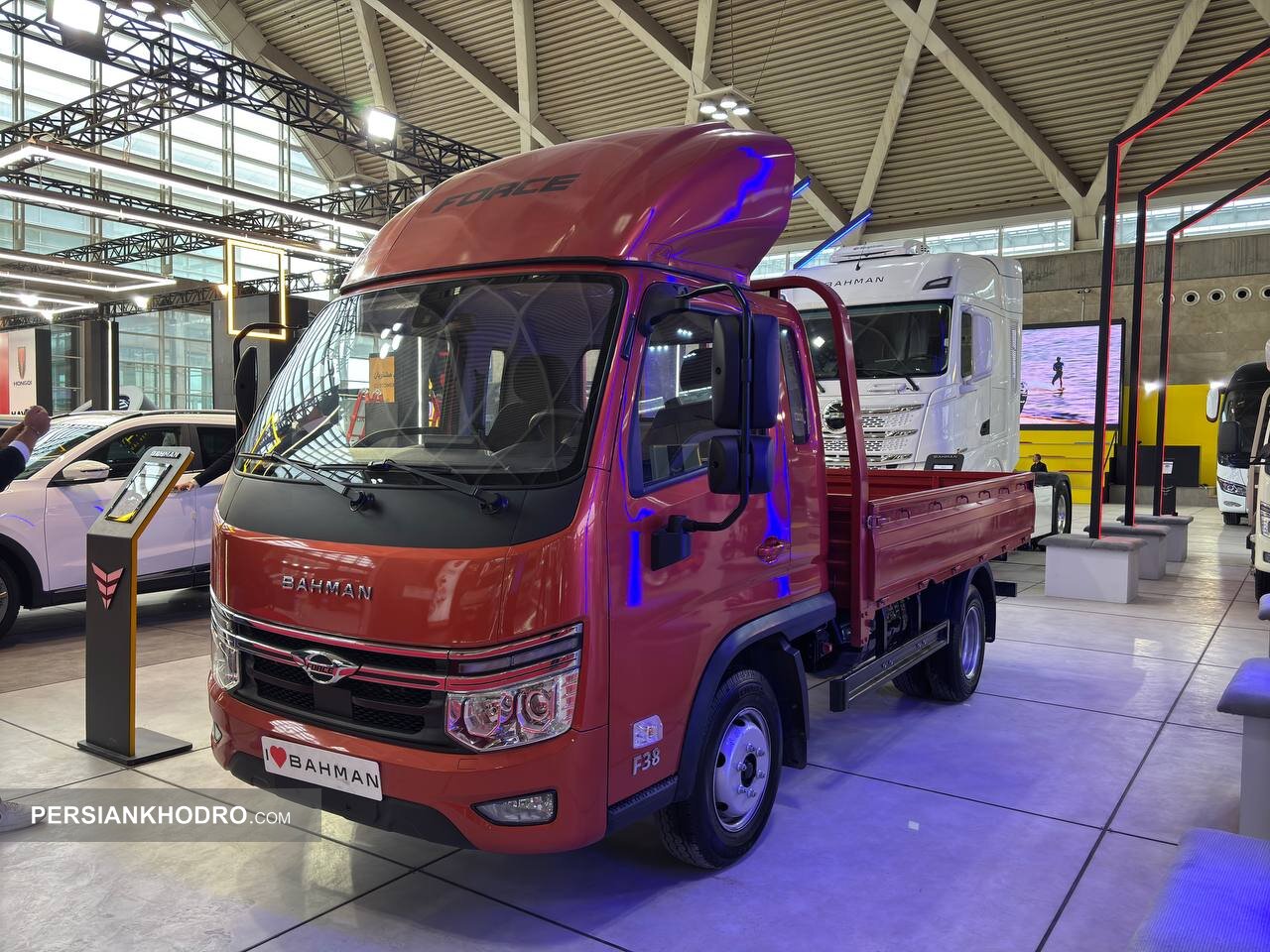 رقیب نیسان آبی، گازسوز هم شد +مشخصات فنی