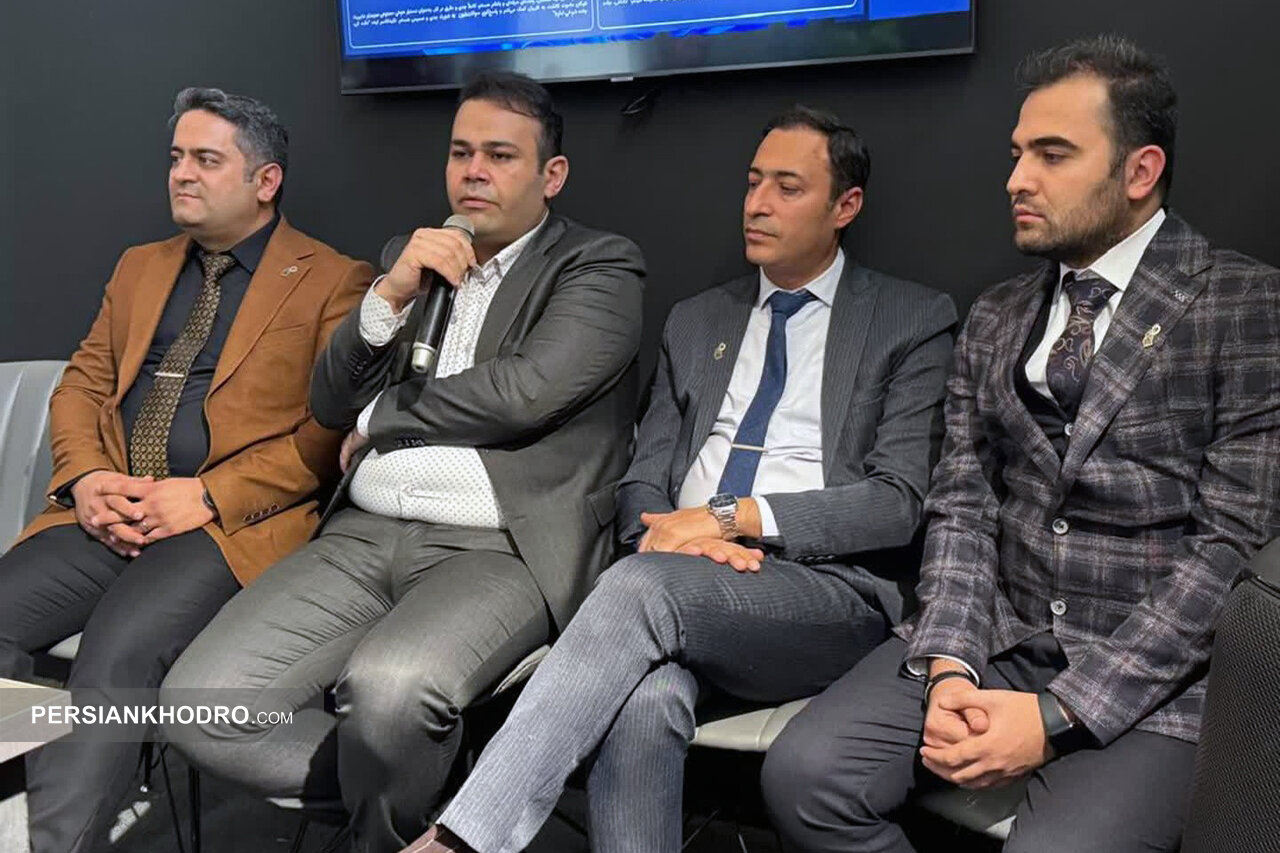 لوتی و کاپیتان دستیار هوش مصنوعی ماموت!