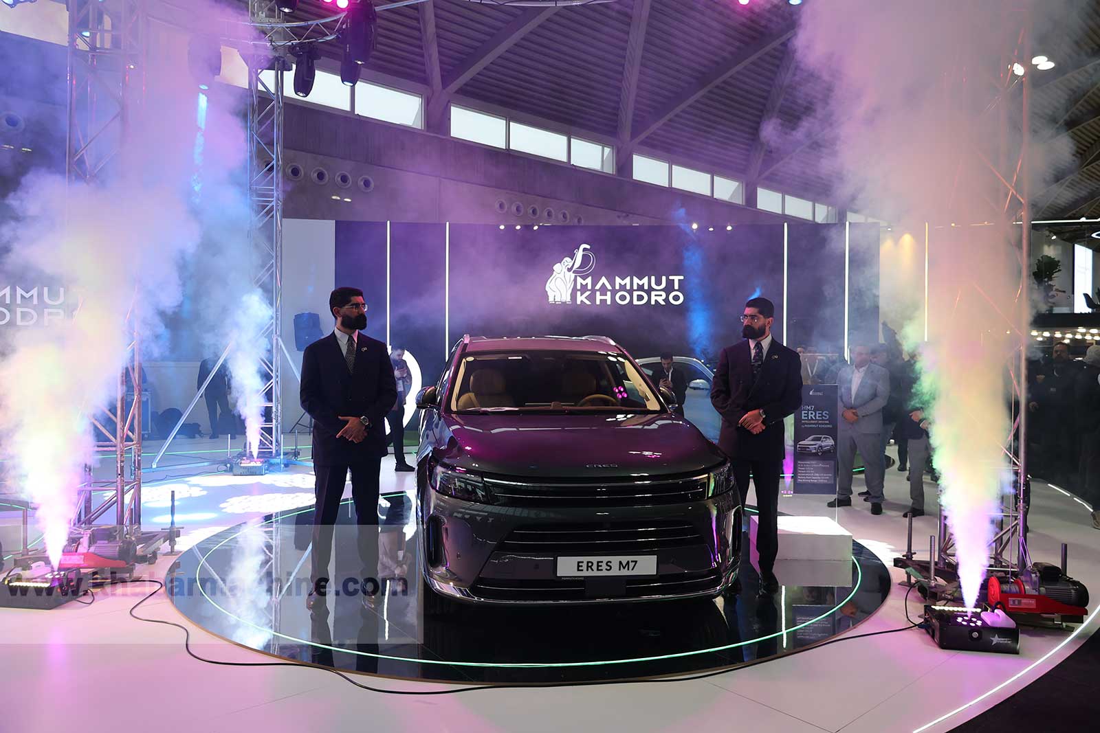 رونمایی ارس HM7؛ کراس‌اوور برقی جدید ماموت خودرو در نمایشگاه تهران