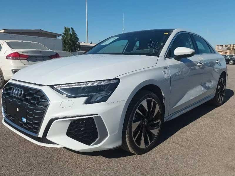 خودروهای نادین خودرو به گمرک رسیدند خودروهای نادین خودرو به گمرک رسیدند