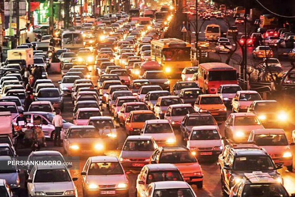 مسئولان در خواب، شهروندان در ترافیک!