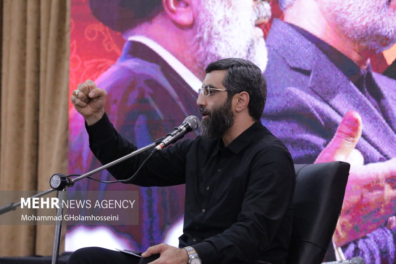 مداحی سیدرضا نریمانی در مسجد مقدس جمکران