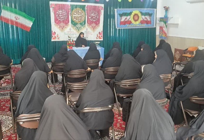 انقلاب زمینه بیداری اسلامی را در جهان مهیا کرد