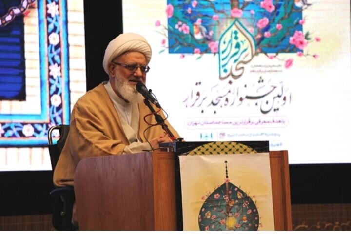رئیس مرکز رسیدگی به امور مساجد: تلاش کنید مساجد سکولار نباشد