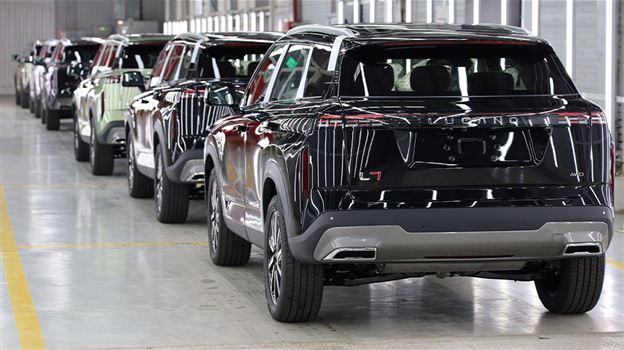 مصنع لوكانو؛ رمز للتقدم في صناعة السيارات