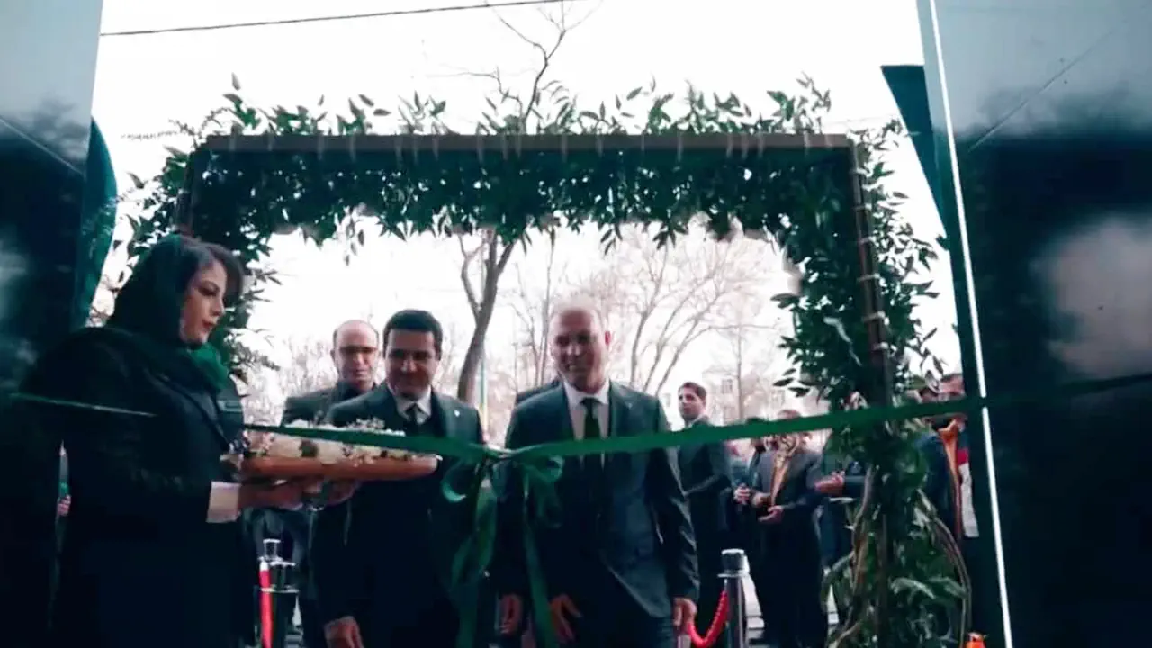 آغاز به کار نخستین نمایندگی برند لاماری در استان اردبیل