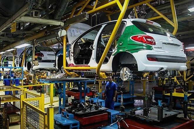 تغییر در سیاست‌ های صنعت خودرو ناگزیر است