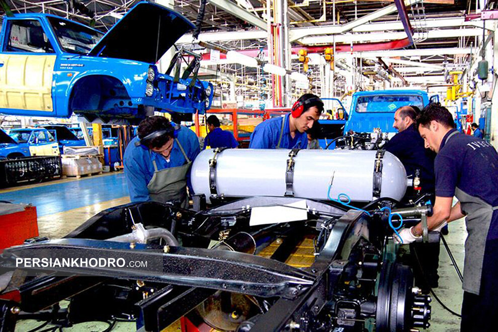 مدیرعامل زامیاد: برنامه تولید ۳۰ هزار وانت CNG برای وزارت نفت